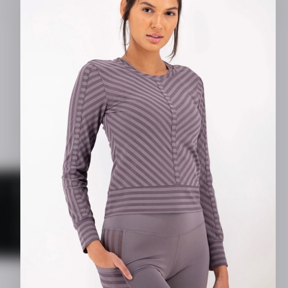 Long sleeve workout shirt